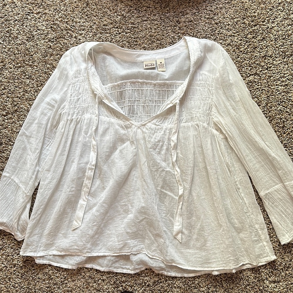 Lightweight Mudd blouse